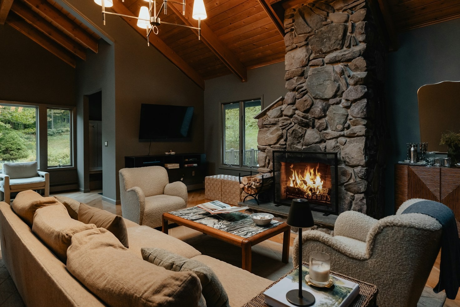 The Ultimate Guide to Selecting Rich, Moody Paint Palettes